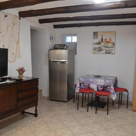 Apartment Stari Dvori Башка Екстер'єр фото